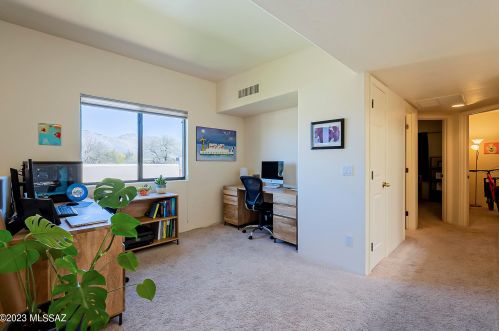 3121 Placita Agua Caliente, Tucson AZ  85712-1251 exterior