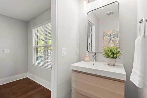 1284 Dahlgren Ln, Atlanta GA 30316-1627 exterior