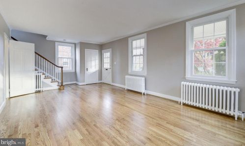 4307 Fessenden St, Washington DC  20016-4032 exterior