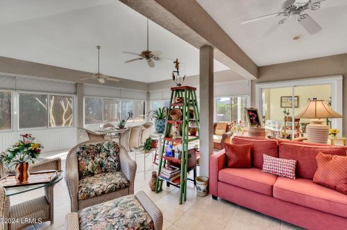 5 Fairforest Ln, Bluffton SC 29909-6181 exterior