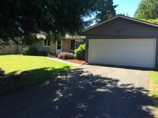 1631 185 St, Seattle WA  98133-4202 exterior