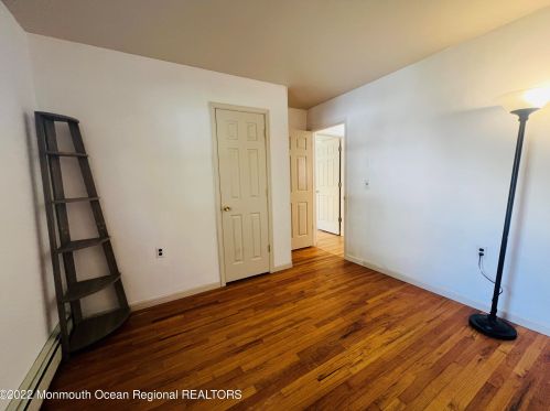 308 Enterprise Dr, Lacey NJ 08731-1815 exterior