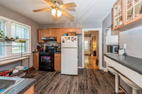 154 75th St, Milwaukee WI  53213-3558 exterior