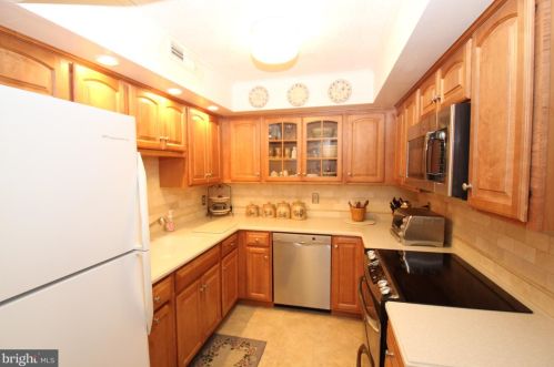 147 3 St, New Castle DE 19720-4536 exterior