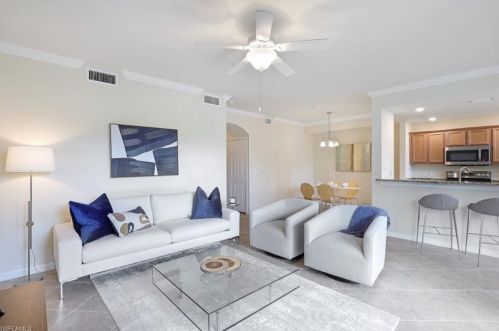 9834 Giaveno Cir, Naples, FL 34113