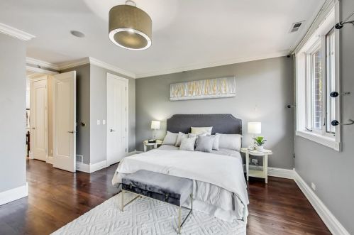 1542 Oakdale Ave, Chicago IL 60657-4024 exterior