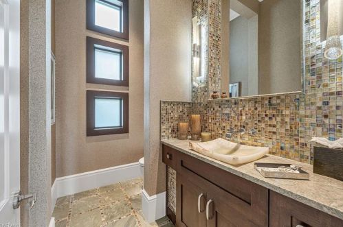 16988 Verona Ln, Naples FL 34110-2782 exterior