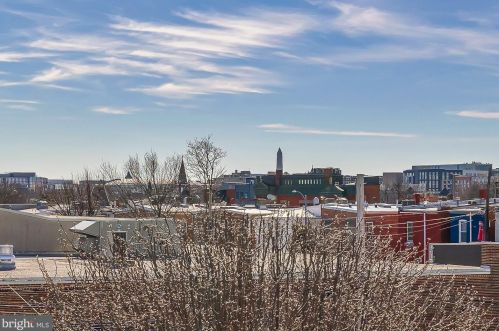 304 T St, Washington DC 20001-1842 exterior