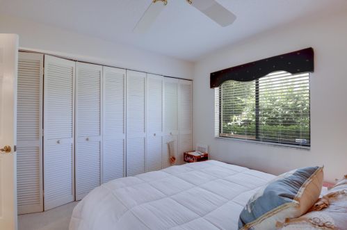 2414 30 Rd, Boca Raton FL 33431-6370 exterior