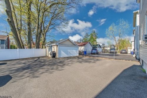 5 Wilfred St, Montclair NJ 07042-1644 exterior