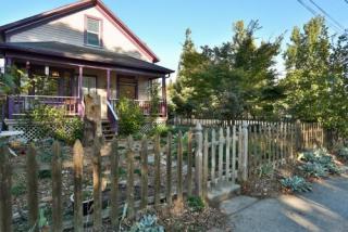 8205 67th Ave, Portland, OR 97206-8813