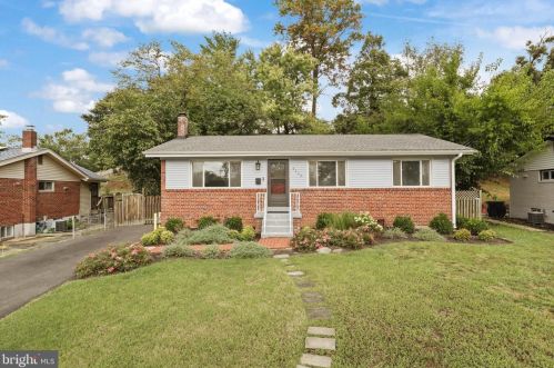 4115 Taney Ave, Alexandria VA  22304-2440 exterior