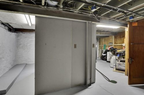 4955 Bancroft Ave, Saint Louis MO 63109-2416 exterior