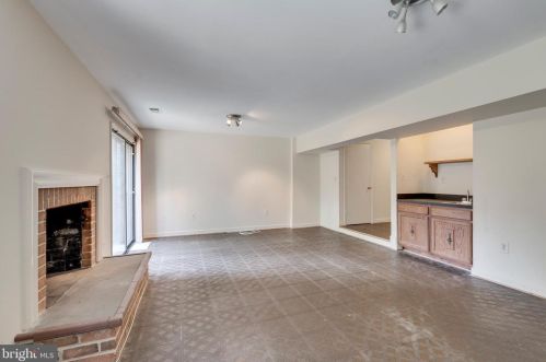 11352 Empire Ln, Rockville MD 20852-2870 exterior