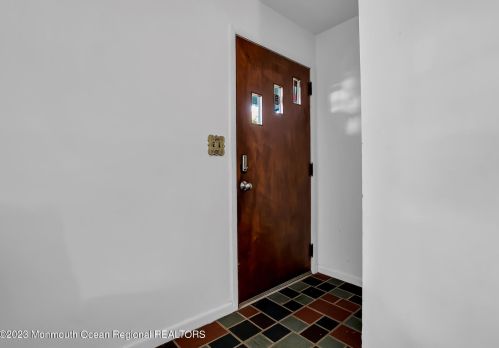 78 Wall St, West Long Branch NJ  07764-1863 exterior