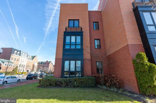 611 Custis Ave, Alexandria VA  22301-2174 exterior