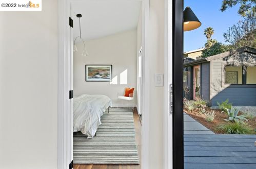 735 Peralta, Berkeley CA 94707-1847 exterior