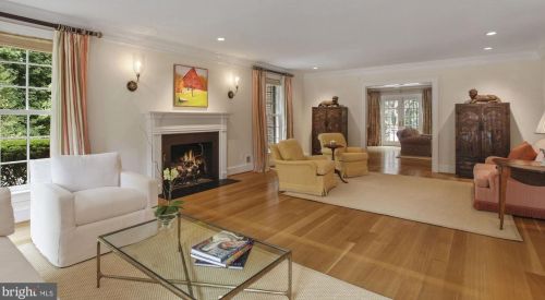 11013 Cripplegate Rd, Rockville MD 20854-1630 exterior