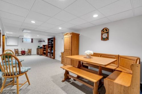 1395 Croyden Rd, Bridgewater NJ 08807-1310 exterior