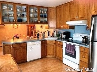 204 Van Buren St, Babylon, NY 11704-3413