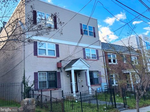 1609 17th St, Washington DC  20009-2403 exterior