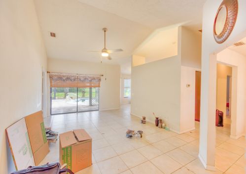 4451 Alsace Ave, Fort Pierce FL 34983-8337 exterior