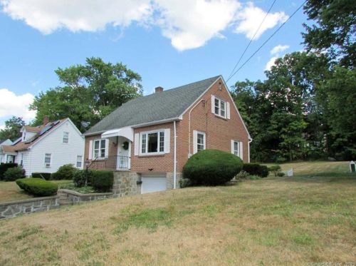 207 Eno Ave, Torrington CT 06790-5625 exterior