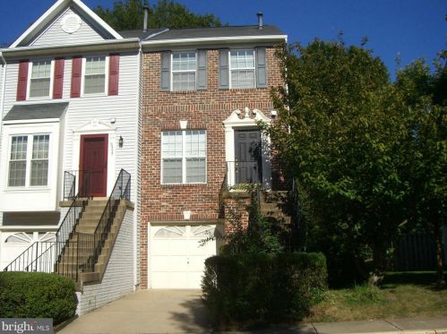 8535 Towne Manor Ct, Alexandria VA  22309-4512 exterior