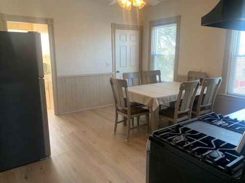 37 Lyman Ave, Providence RI  02919-2713 exterior