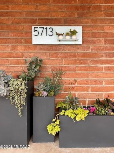 5713 8 St, Tucson AZ 85719-5308 exterior