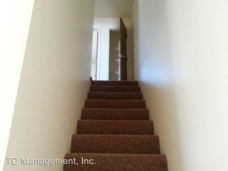 640 Bain St, Springfield MO  65721-8408 exterior