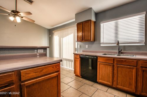 3413 Calle De Ln Bajada, Tucson AZ 85746-8341 exterior