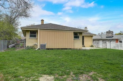 5718 24 St, Milwaukee WI 53204-1920 exterior