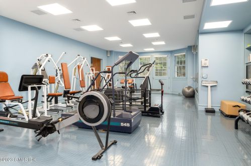 50 Dingletown Rd, Greenwich CT 06830-3539 exterior