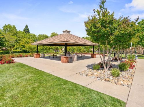 253 Marsalla Dr, Folsom CA 95630-7201 exterior