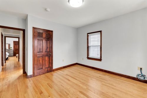 78 Hbr Vw St, Boston MA exterior