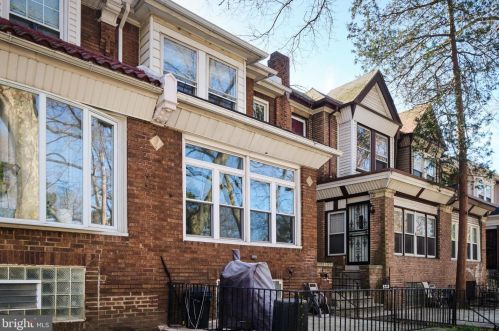 5235 16th St, Philadelphia, PA 19141-1606