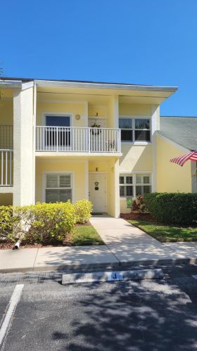 4220 Gator Trace Ave, Fort Pierce FL  34982-6801 exterior