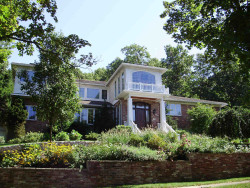 144 Baldpate Hill Rd, Newton, MA 02459-2857