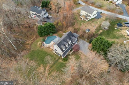 2949 Queensberry Dr, Huntingtown MD 20639-2306 exterior