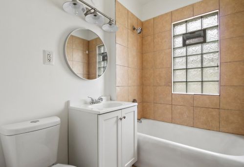 2960 60th St, Milwaukee WI  53210-1401 exterior