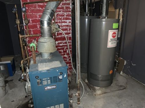 57 Fox St, Worcester MA 01604-4331 exterior