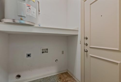 3303 Blackburn St, Dallas TX  75204-1545 exterior