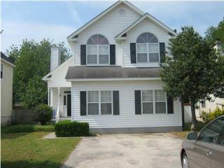 825 Hbr Pl Dr, Charleston SC  29412-4359 exterior