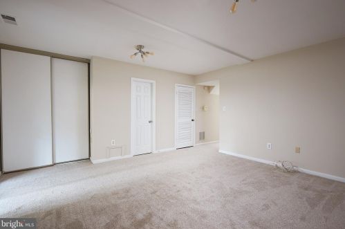 10910 Pebble Run Dr, Silver Spring MD  20902-3685 exterior