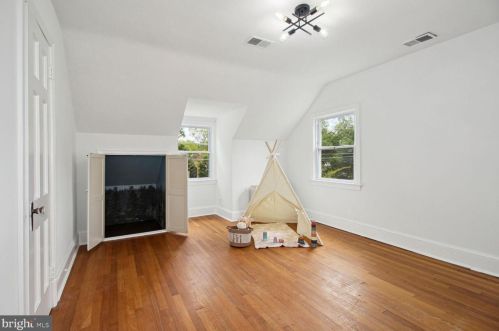 9206 Flower Ave, Silver Spring MD 20901-3438 exterior