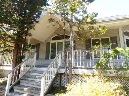 45 Nichols Rd, Huntington Station, NY 11746-3474