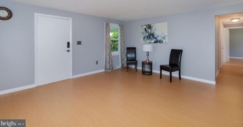 8366 Hilton St, Hummelstown PA  17036-8680 exterior