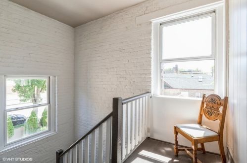 6303 Holbrook St, Chicago IL 60646-4606 exterior