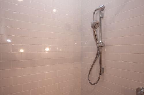 3807 Lawndale Ave, Chicago IL 60618-4115 exterior